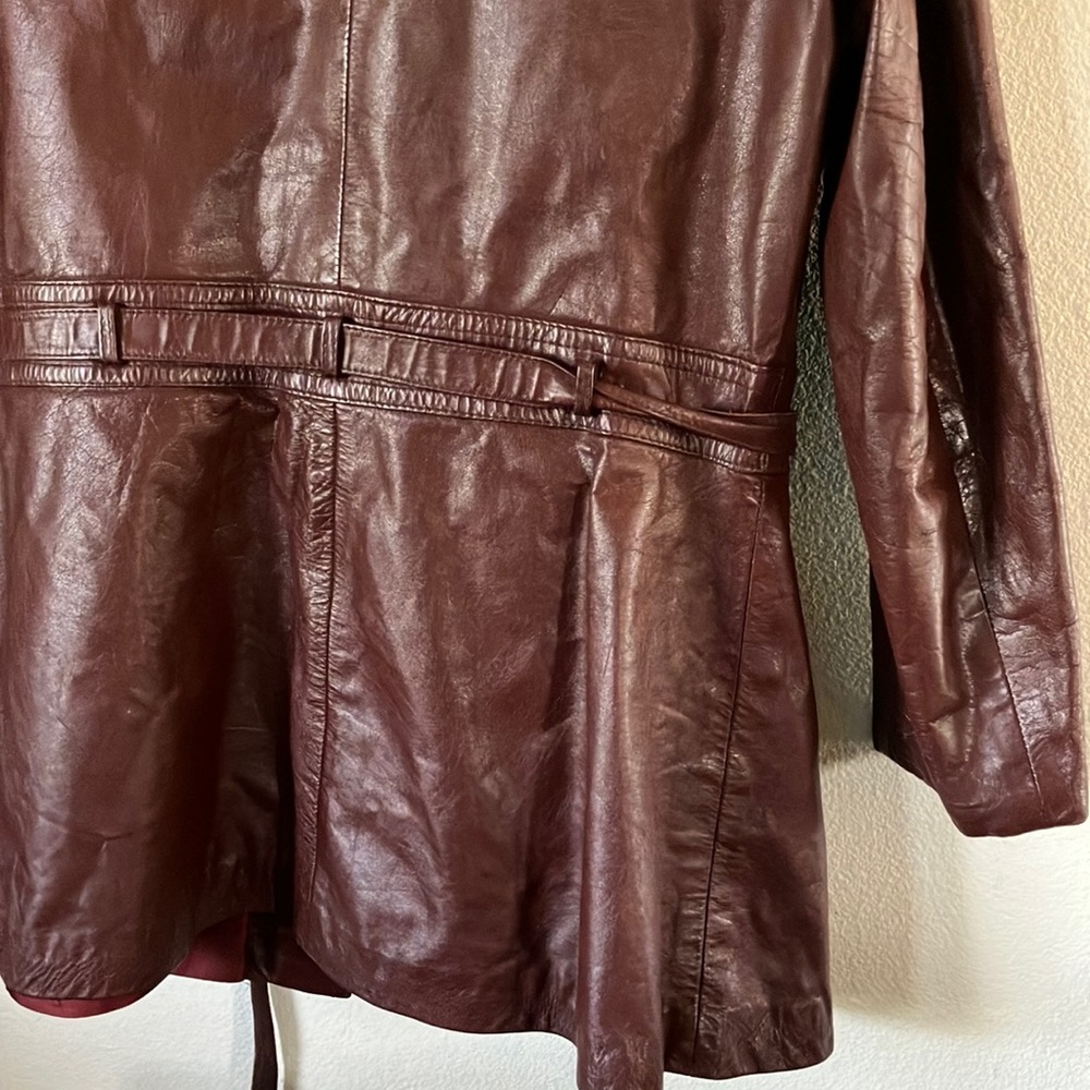 Vintage Burgundy Leather Button Up‎ Jacket with Removable Winter Lining - Picture 5 of 14